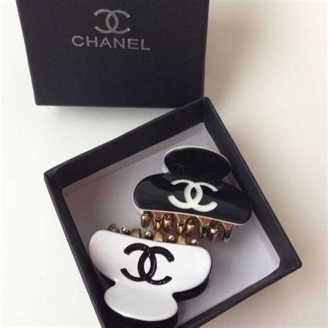 chanel mini hair clips express|chanel hair claw clip.